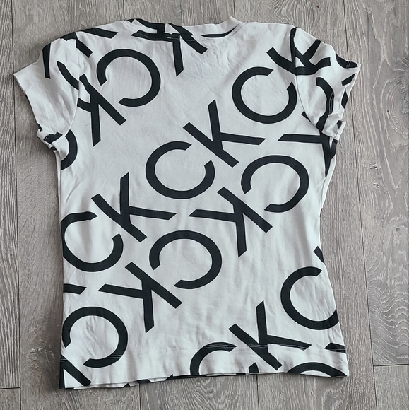 CK T-Shirt - Picture 2 of 4